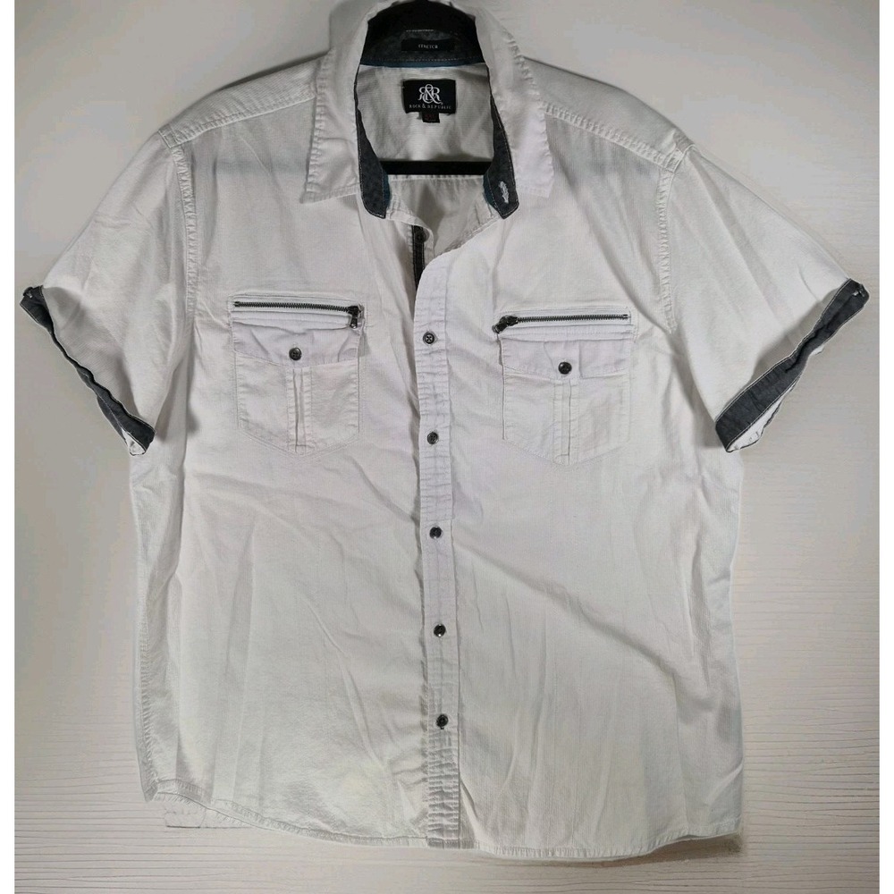 Rock & Republic Men's XL White Short Sleeve Button Front Shirt Zip Chest